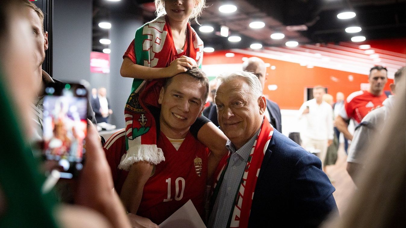 Orbán Viktor újabb fotógalériát tett közzé 2025 eseményeiről