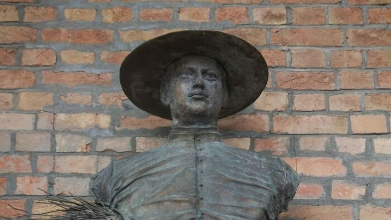 Dóm téri Pantheon: Kálmány Lajos, a szegedi nagytáj krónikása