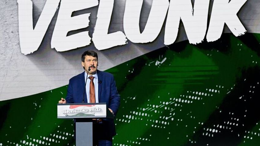 "Van veszítenivalónk" - Áder János Szegeden figyelmeztetett a háború veszélyeire