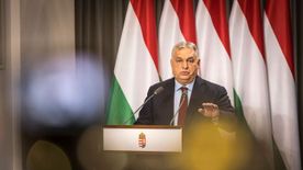 Orbán Viktor Isztambulban: Törökországgal együtt a béke táborához tartozunk