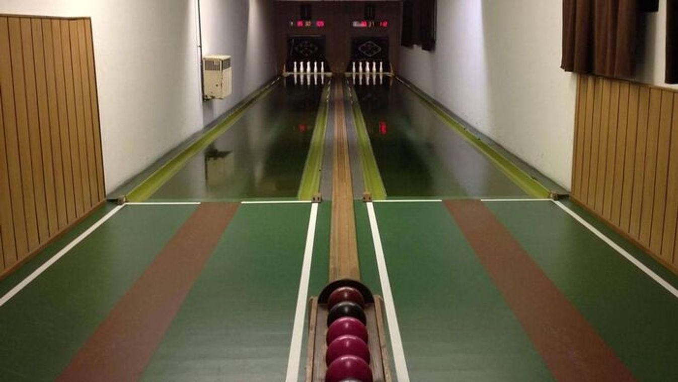 Füstös kocsma, csattanó bábu: a teke egyik utolsó bástyája Szegeden