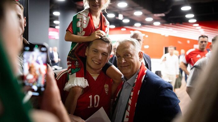 Orbán Viktor újabb fotógalériát tett közzé 2025 eseményeiről