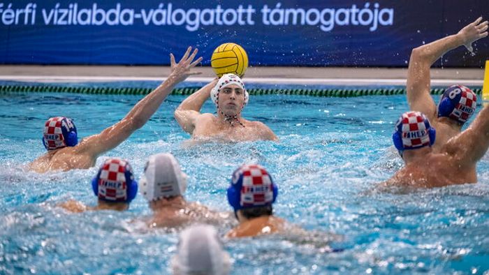 Telt ház Szegeden, Leinweber Olivér góllal mutatkozott be a válogatottban