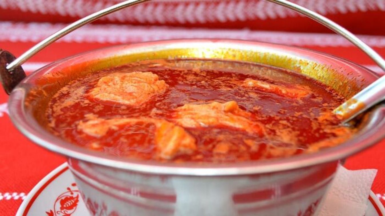 Hagyományos karácsonyi ételek: mi kerül a szegedi családok asztalára?