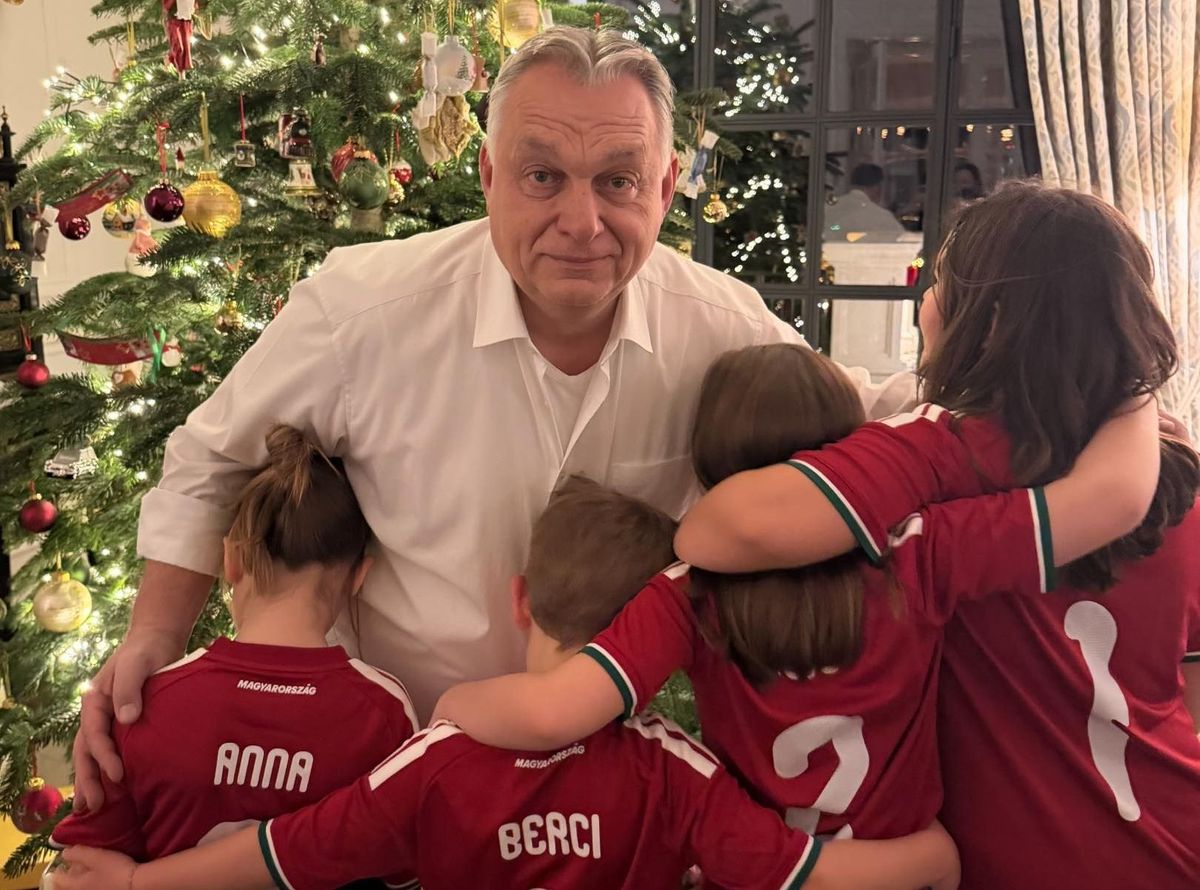 A miniszterelnök megmutatta, hogyan telik a karácsony. (Fotó: Facebook/Orbán Viktor)