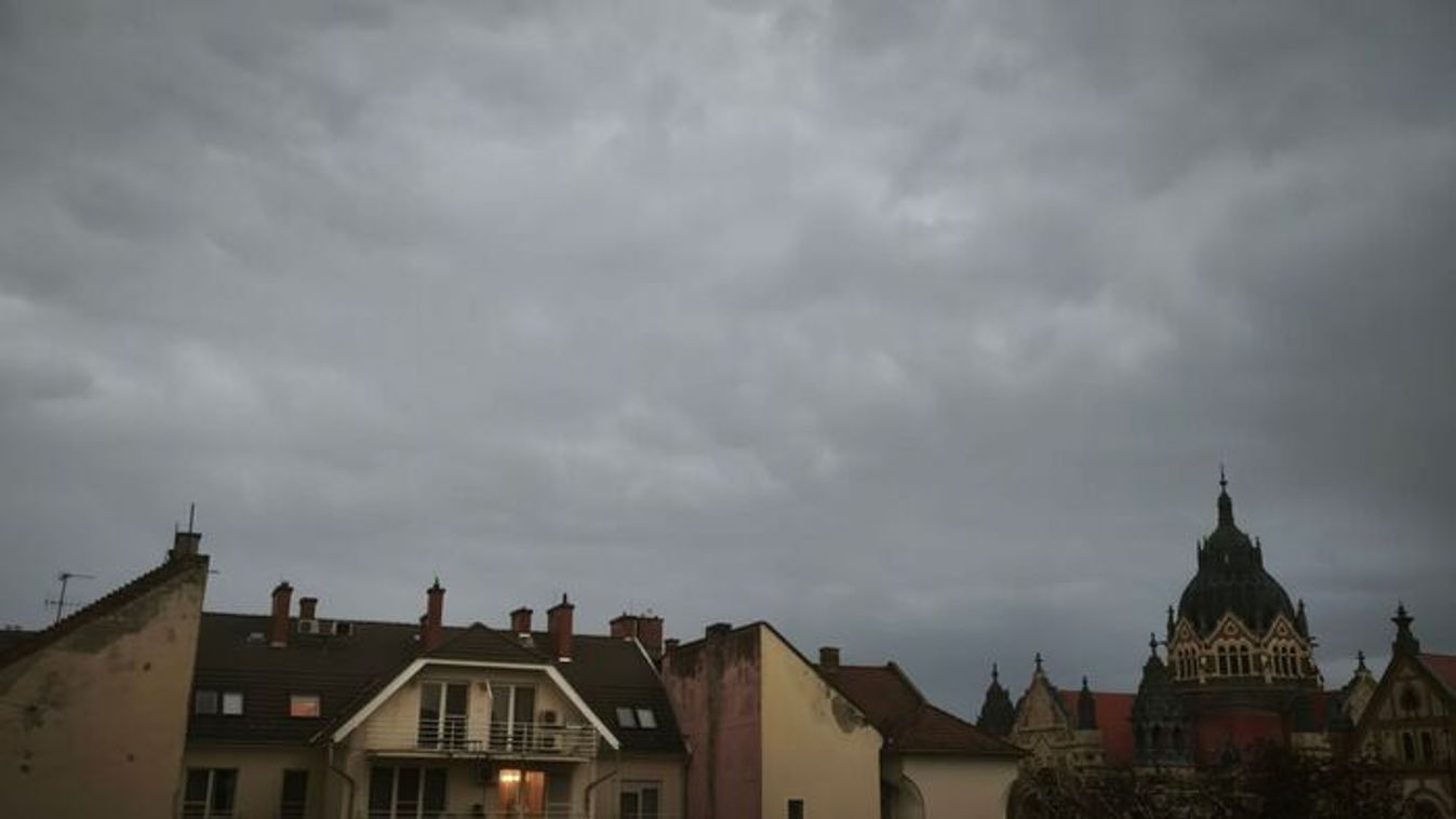 Nehezen indul a hét Szegeden: borongós és ködös idő várhatő hétfőn