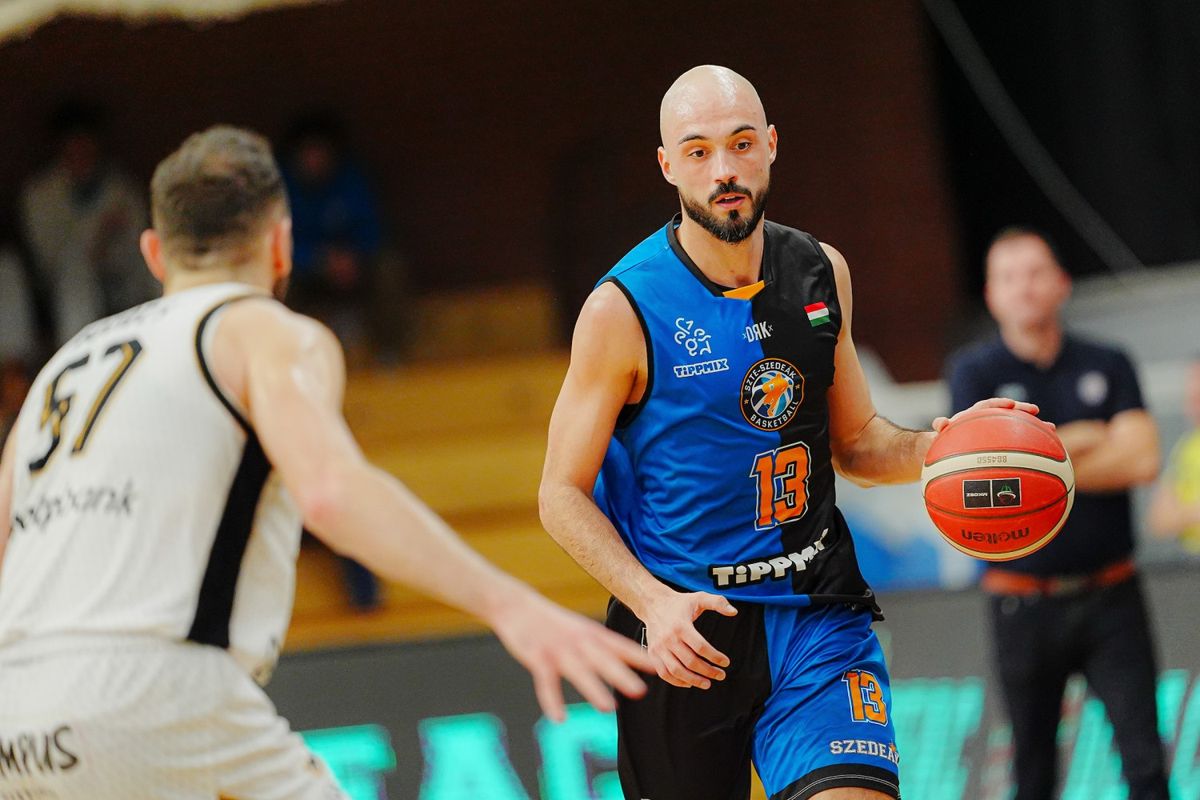 Nem tudott kimászni a gödörből a Szedeák. (Fotó: Derencsényi István)