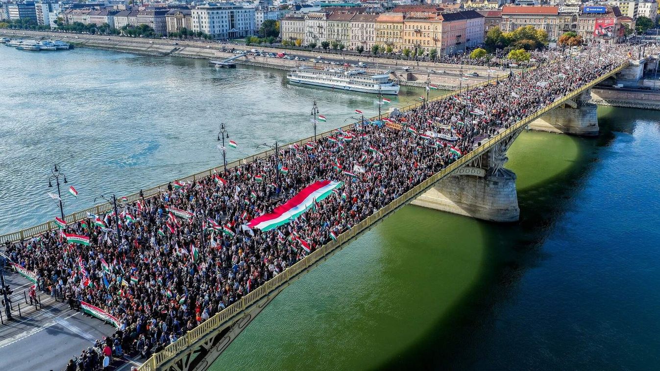 Orbán Balázs: Magyarországon egyre erősödik egy háborúellenes mozgalom