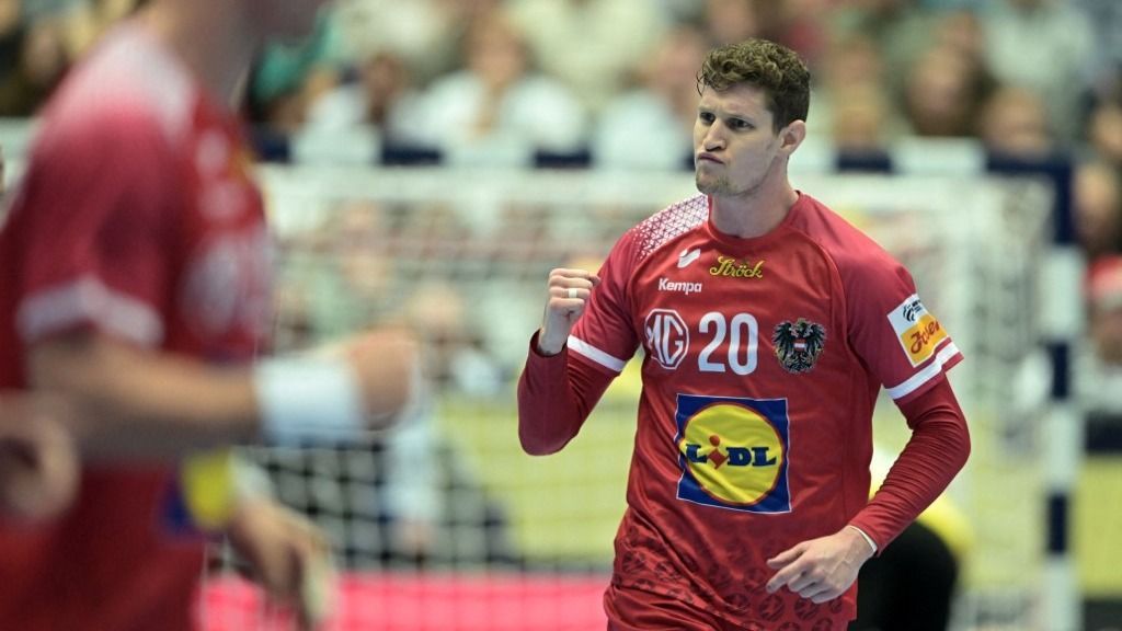 A Pick Szeged balszélsője, Sebastian Frimmel vezeti az Eb góllövőlistáját. (Fotó: AFP)