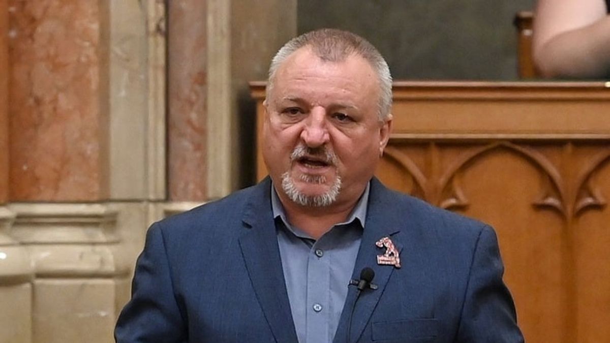 Komjáthi Imre az MSZP elnöke. (Fotó: Facebook/Komjáthi Imre)