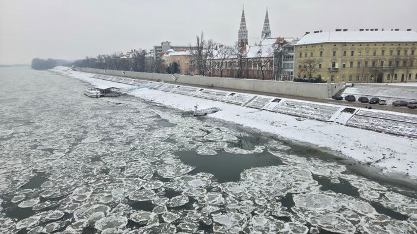 Mától teljes hajózási tilalom lépett életbe a Tiszán