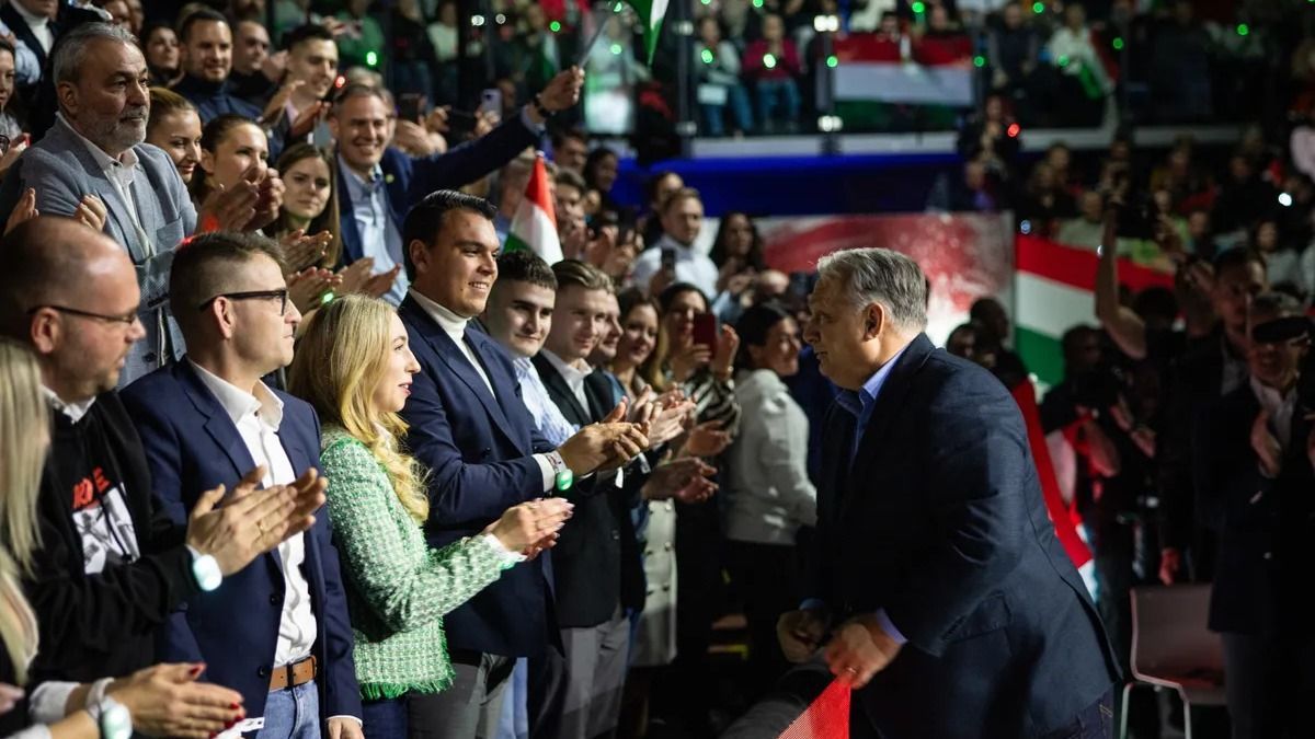 Orbán Viktor hétfő reggeli bejegyzésében hangsúlyozta, hogy Magyarország nem vesz részt Brüsszel háborús terveiben. (Fotó: Miniszterelnöki Kommunikációs Főosztály)