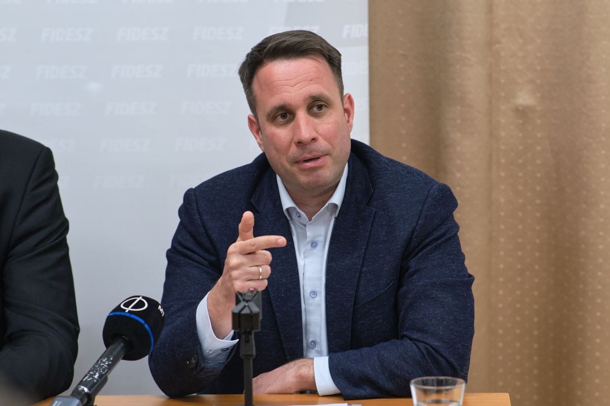 Dömötör Csaba szerint Brüsszel egy évtizedre Ukrajnának rendelné alá a költségvetést