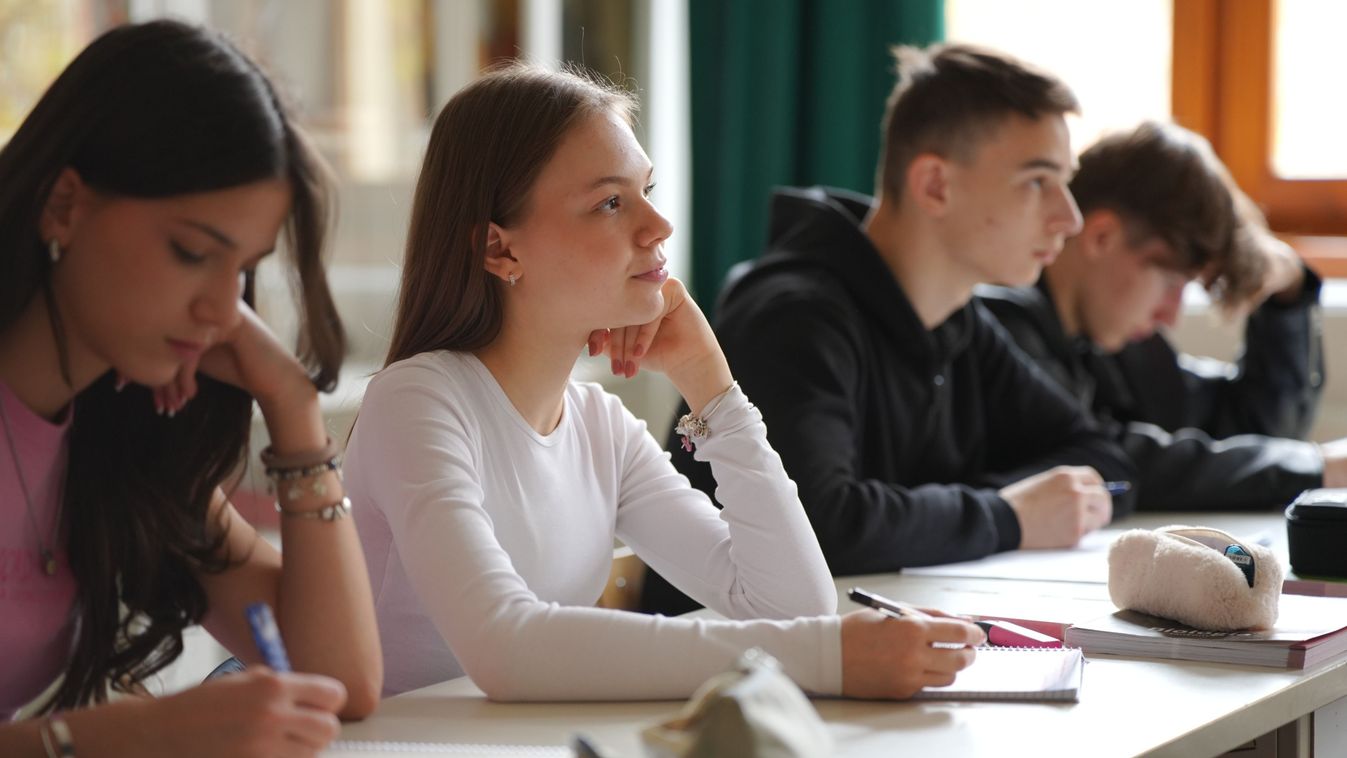 Ilyen a szegedi Karolina Gimnázium, ahol minden diákra odafigyelnek