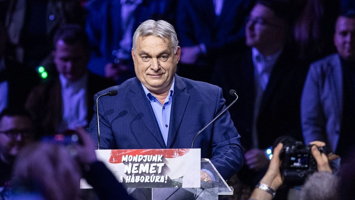  A miskolci siker új lendületet adott Orbán Viktornak és a Fidesznek, míg Magyar Péter távol maradt. (Fotó: Polyák Attila)