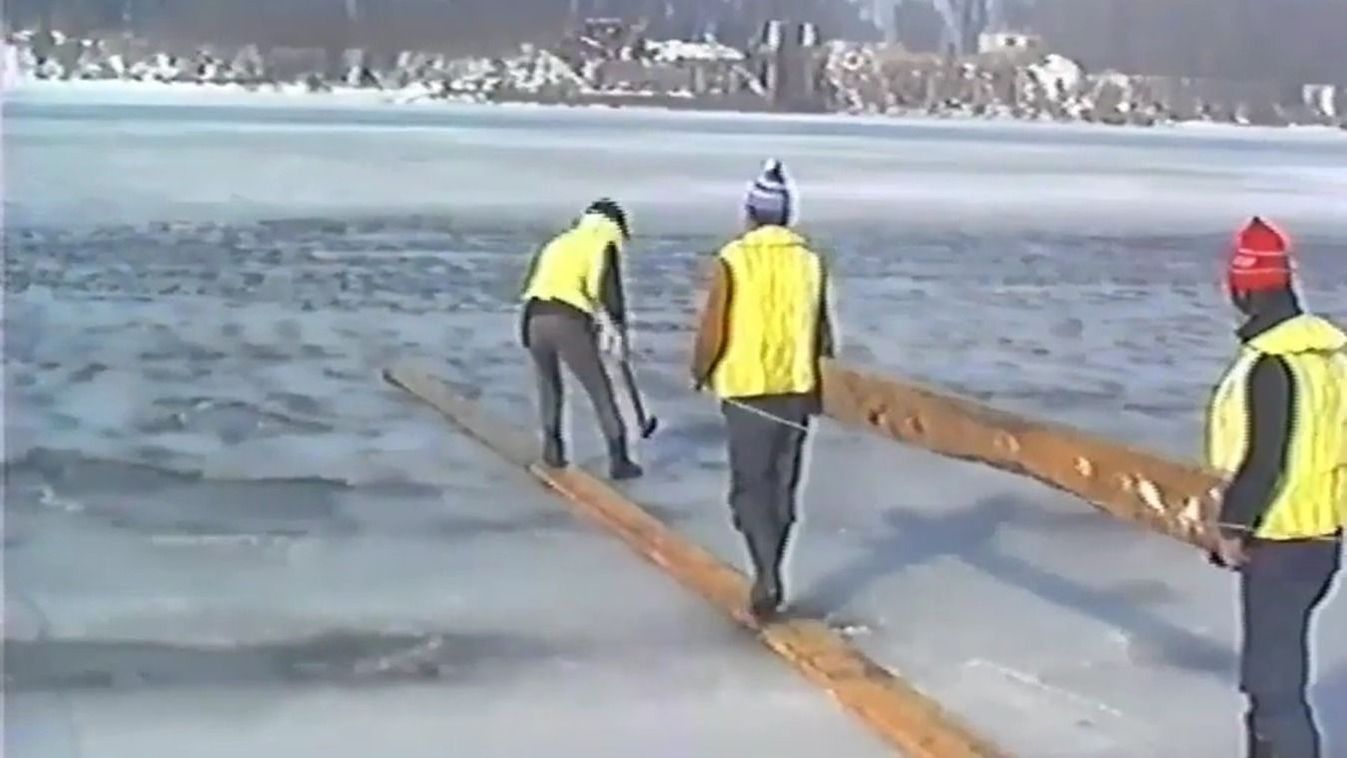 Így vizsgázott a befagyott Tisza 1987 nagy telén +videó