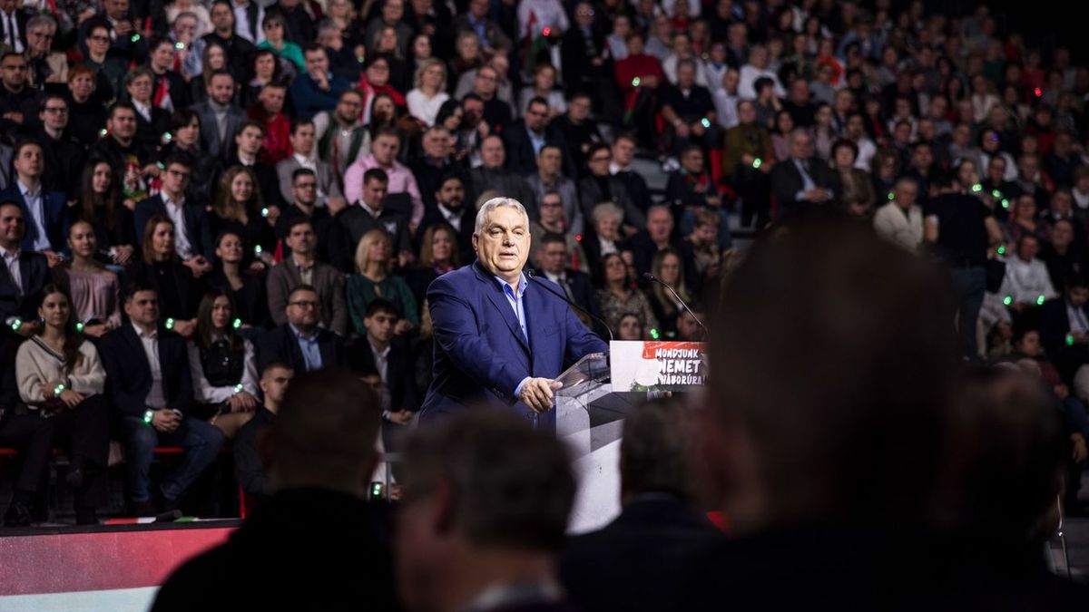 Orbán Viktor miniszterelnök Miskolcon (Fotó: Miniszterelnöki Kommunikációs Főosztály/Kaiser Ákos)