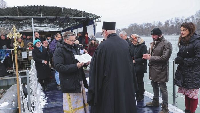 Vízszentelést tartottak Szegeden a Tiszánál +fotók +videó