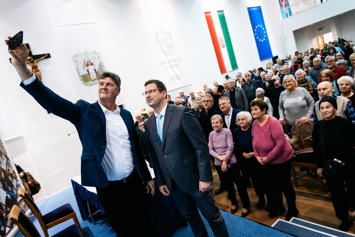 Mihálffy Béla képviselőként rendszeresen jelen van a választókerületében, a kormány politikusai is rendszeres vendégek nála. Fotó: Kerekes Balázs