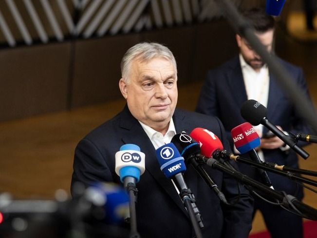 Orbán Viktor: Csak a magyar kormány mer nemet mondani Brüsszelnek