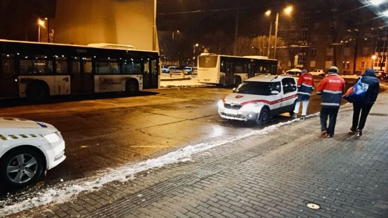 Drámai percek a Víztorony téren: életet mentett a rendőri segítség