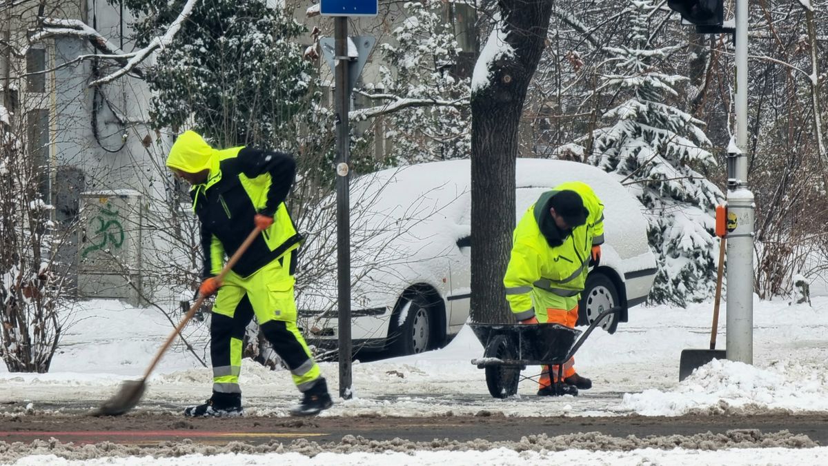 Rendkívüli havazás sújtja az országot, de a védekezés működik