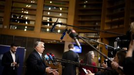 Orbán Viktor: Jön a nemzeti petíció, mi nem fizetünk!