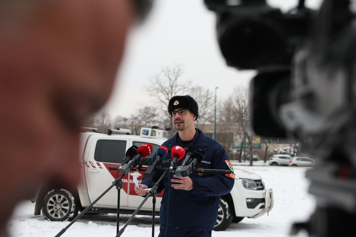 Az operatív törzs szerint a helyzet kezelhető, de figyelmet igényel