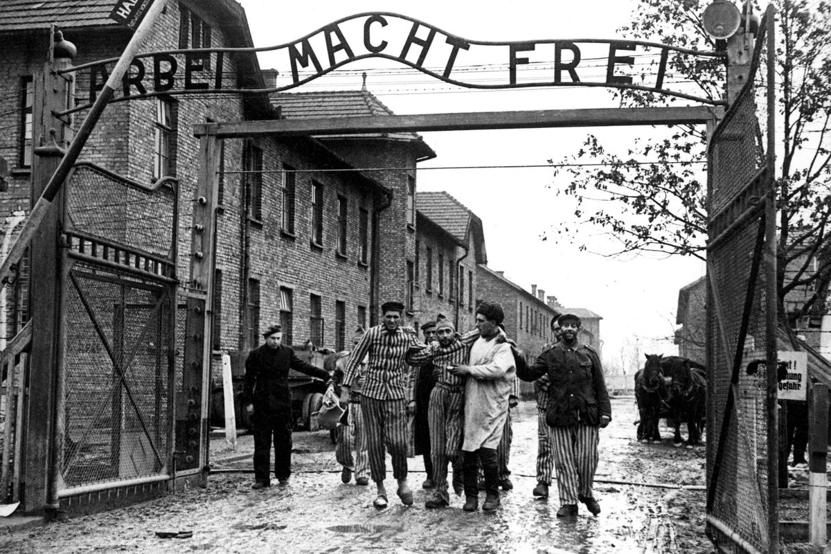 Nyolcvanegy éve szabadult fel az auschwitzi haláltábor, amely ma is a Holokauszt felfoghatatlan borzalmaira emlékezteti a világot. (Fotó: Wikipédia)