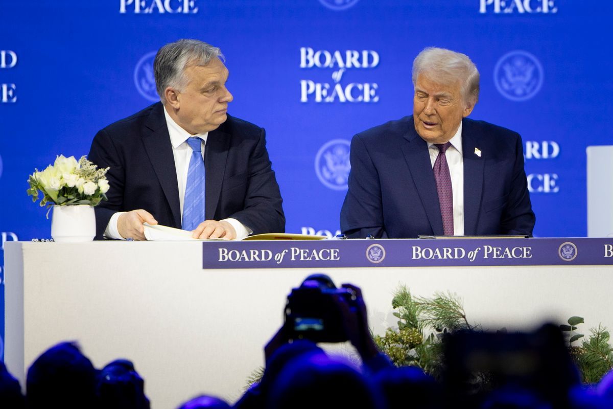 A tisztelet és a bizalom megnyilvánulása, hogy Donald Trump a Béketanácsba is meghívta Orbán Viktort. Fotó: MTI