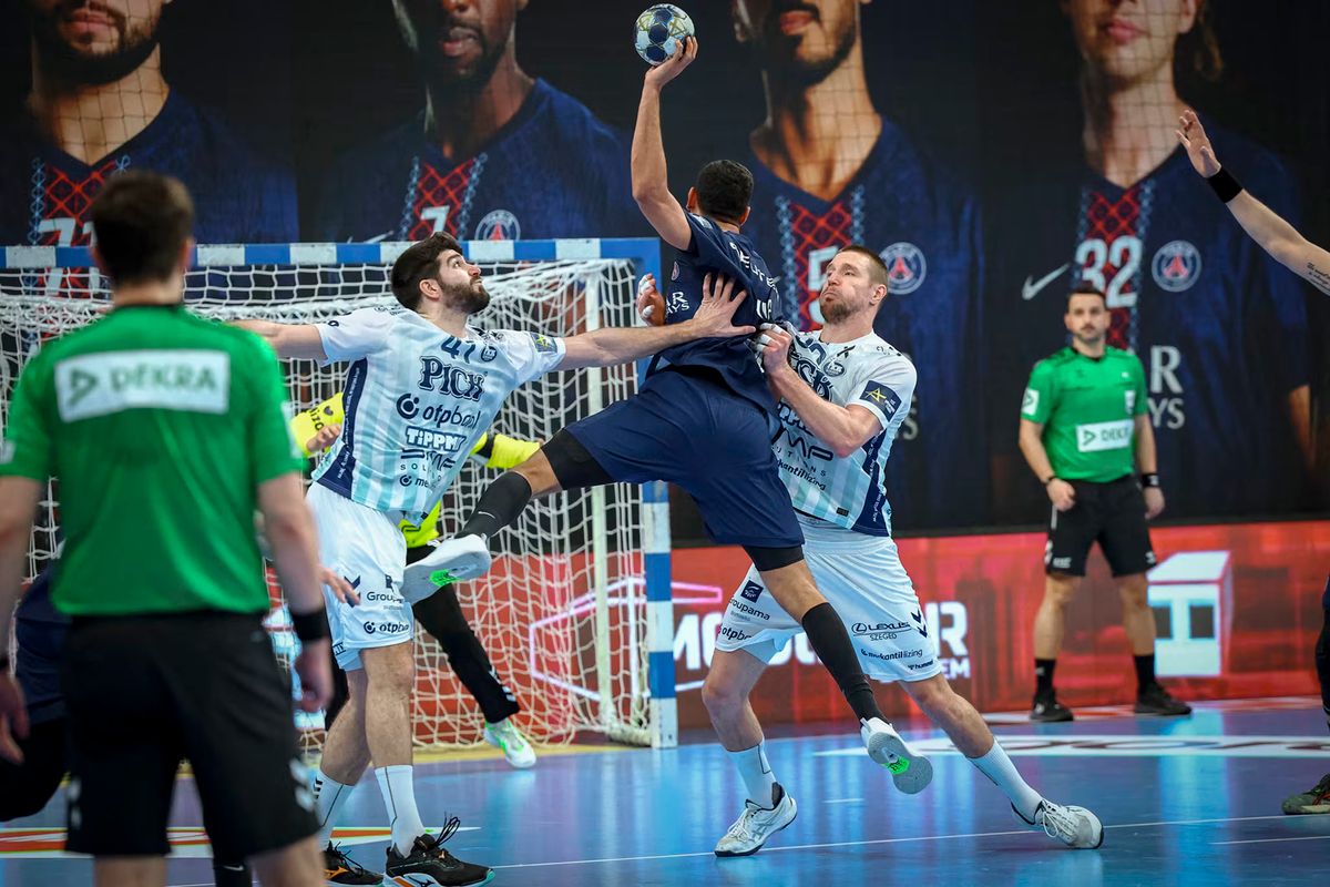 Feljavult a szegedi védekezés, így igenis volt esély a győzelemre. (Fotó: L.Valroff/PSG)