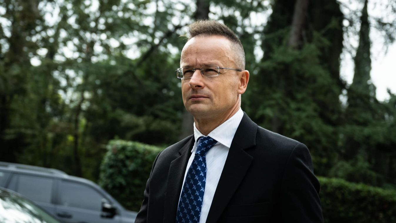 Szijjártó Péter: a Barátság vezeték blokkolása komoly figyelmeztetés