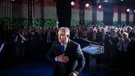 Stabil kormánypárti fölényt és hétpontos Fidesz-előnyt mér az elemzőintézet