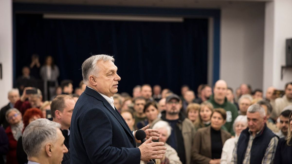 Orbán Viktor szerint katonai szövetséget csinálnának az unióból. (Fotó: MTI)