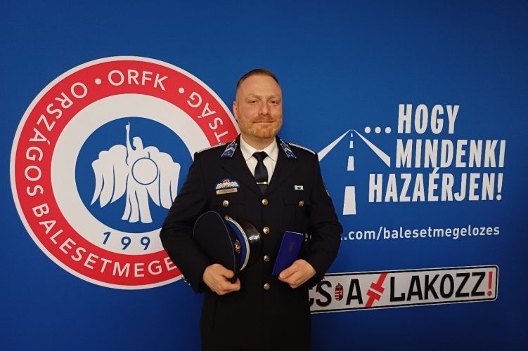 Szegedi rendőr lett az év legjobbja. (Fotó: police.hu)