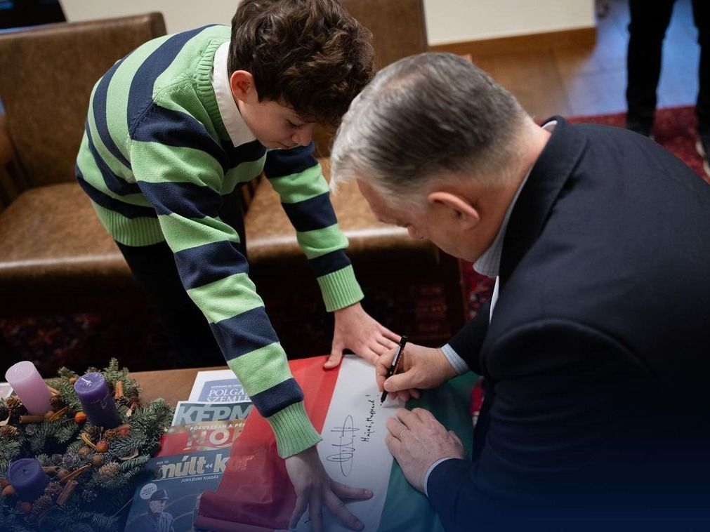 Jótanács a kampányra: a szegedi kisfiú ajándéka Orbán Viktornak