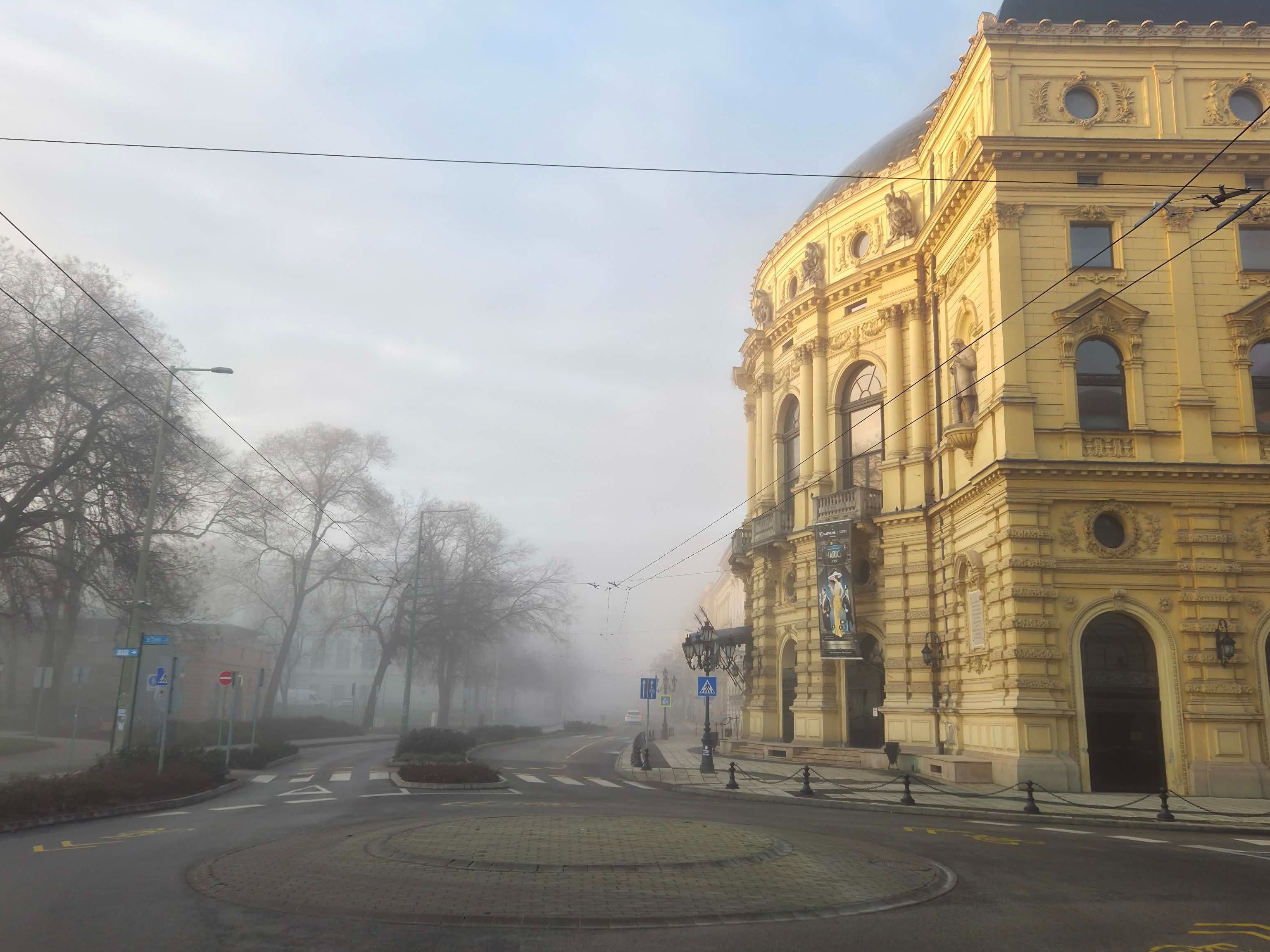 Jó reggelt Szeged! Kezdje itt a napot vasárnap reggel!