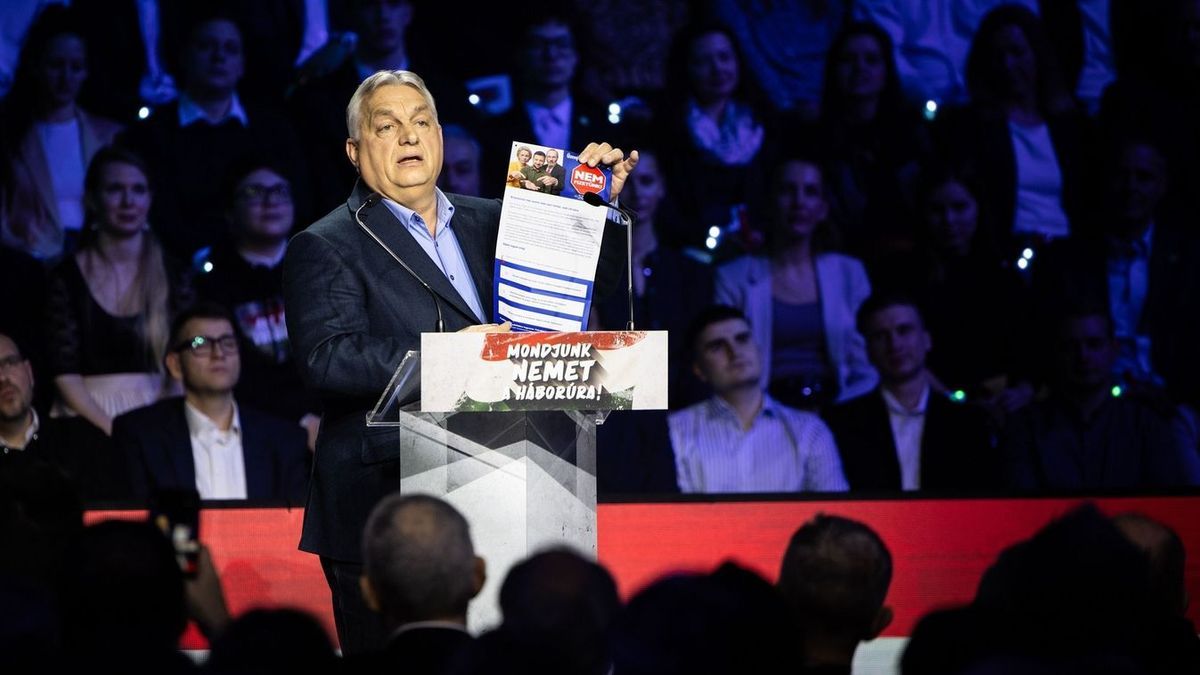 Orbán Viktor szerint a nemzeti petíció nem pusztán politikai akció, hanem döntés a magyar családok életszínvonaláról