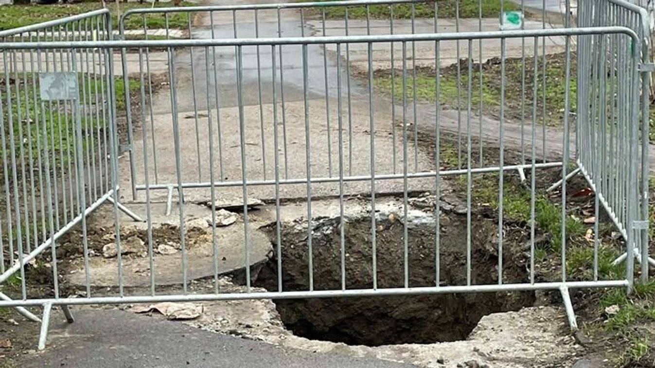 Fogy a türelem: egy óriási lyukra panaszkodnak a Makkosházi körúton +videó