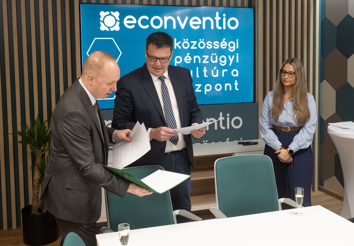 Új tudásközponttal bővült Szeged pénzügyi oktatási élete