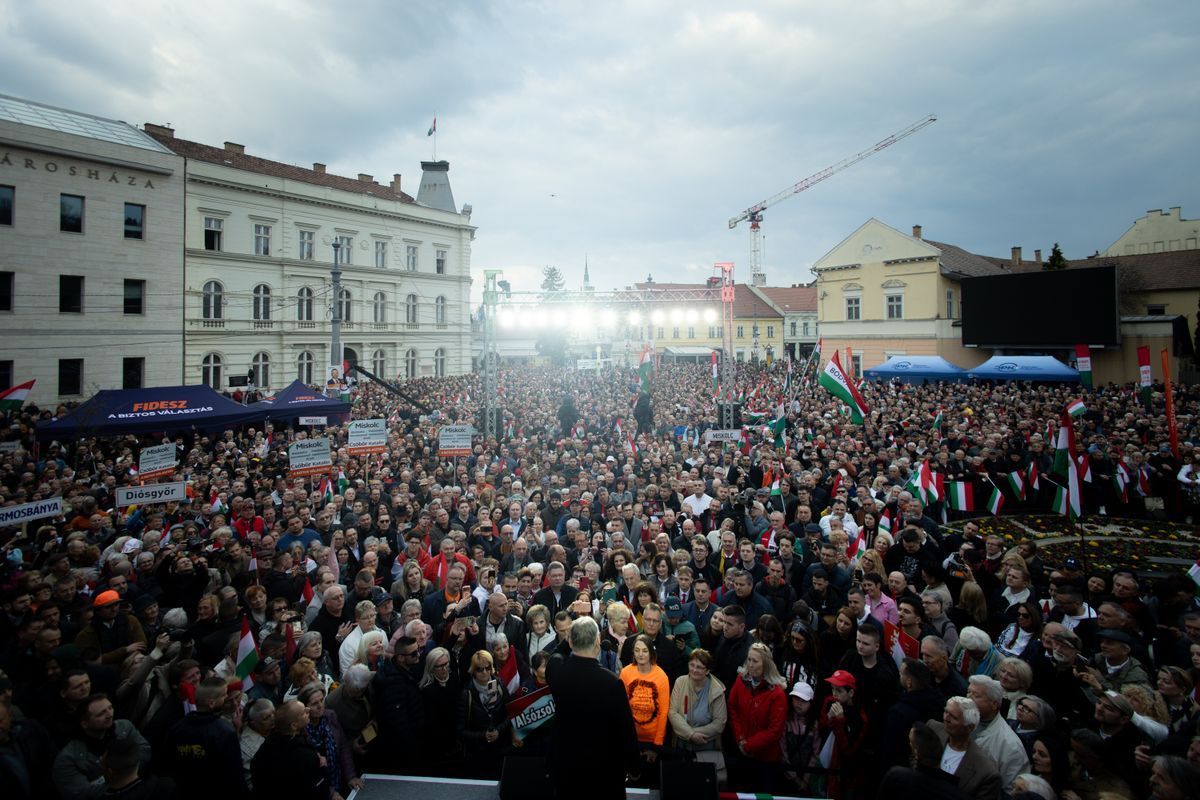 Orbán Viktor Miskolcon a Szent István teret töltötte meg. Fotó: Miniszterelnöki Kabinetiroda
