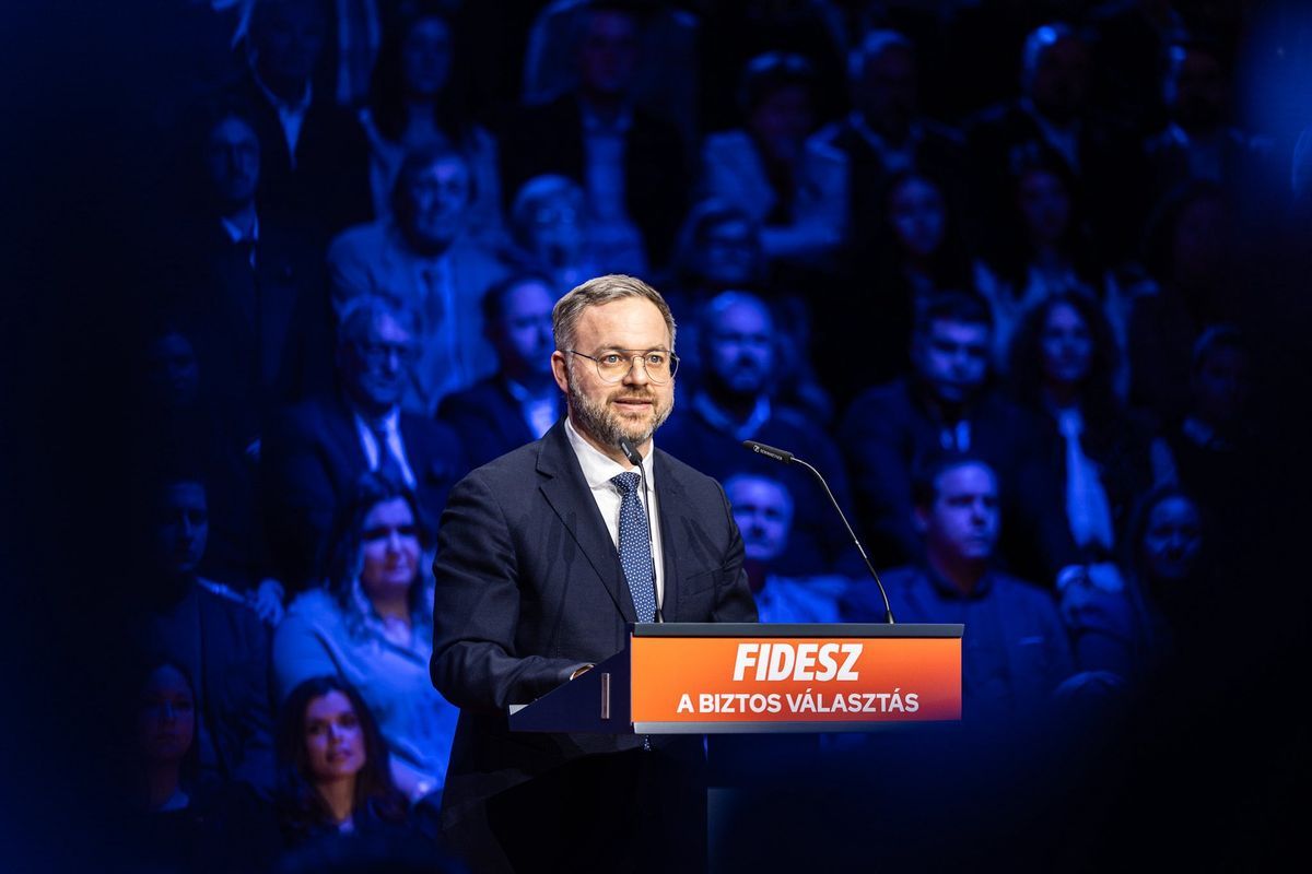 A Tisza Párt és Orbán Balázs homlokegyenest ellenkező módon ítéli meg a Magyarországot fenyegető háborús veszély mértékét. Fotó: MTI