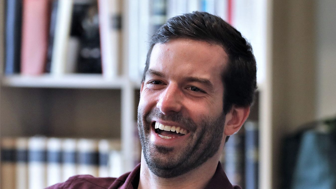 Botrányos: a jogerősen elítélt egykori Momentum elnök NATO-beavatkozást sürget Magyarországon