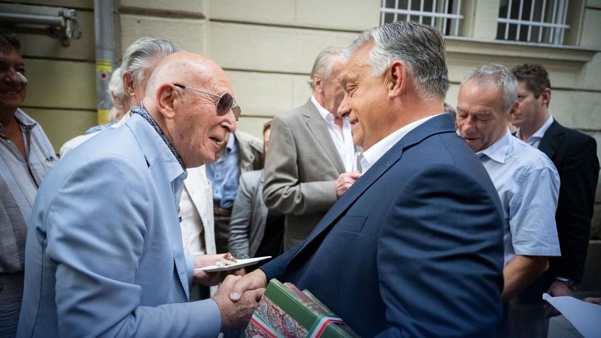 A nyugdíjak védelméről írt Orbán Viktor a magyar nyugdíjasoknak
