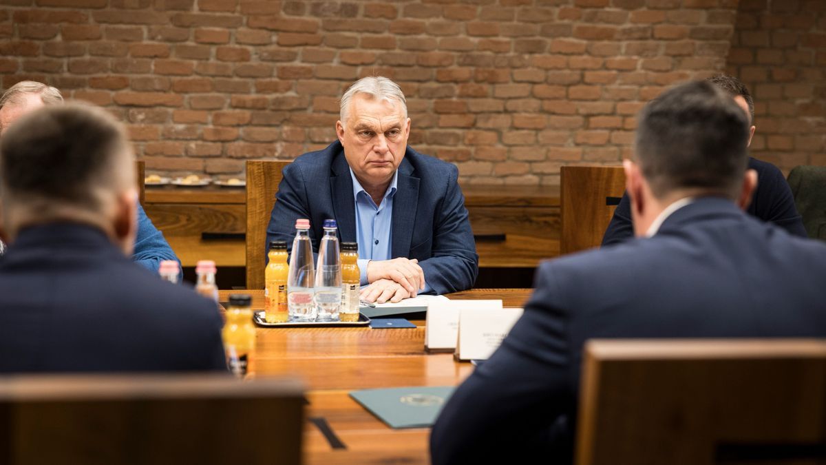 Orbán Viktor szerint Zelenszkijt is le kell győzniük a választáson. Fotó: Orbán Viktor/Facebook