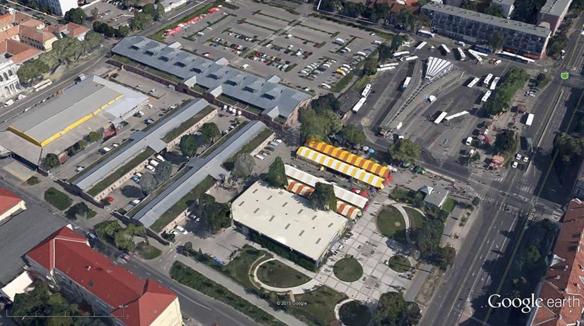 Elköltözhet a szegedi buszpályaudvar. (Forrás: Google Earth)