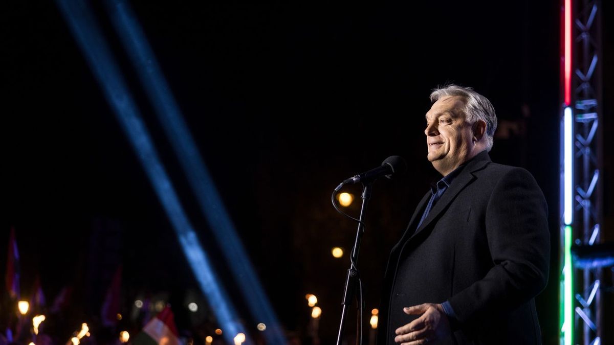 Orbán Viktor szerint a jelenlegi intézkedések megszüntetése komoly terhet jelentene a családoknak