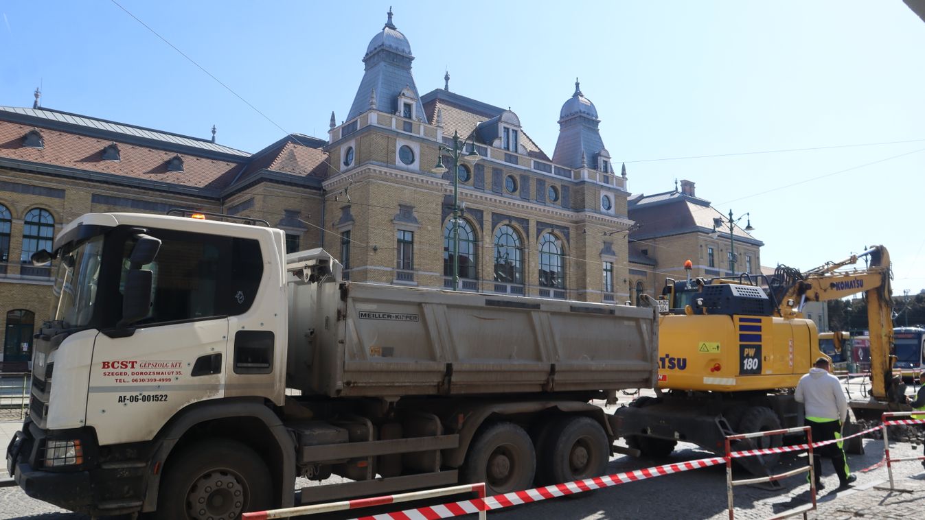 Mától csaknem három hónapon át dolgoznak a szegedi Nagyállomásnál +fotók +videó