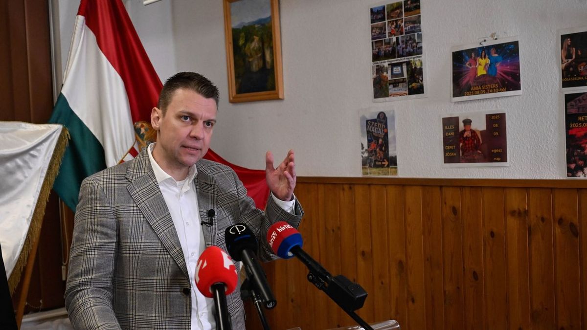 Menczer Tamás arra kérte a választókat, hogy a nemzeti petíció kitöltésével fejezzék ki álláspontjukat a kulcskérdésekben