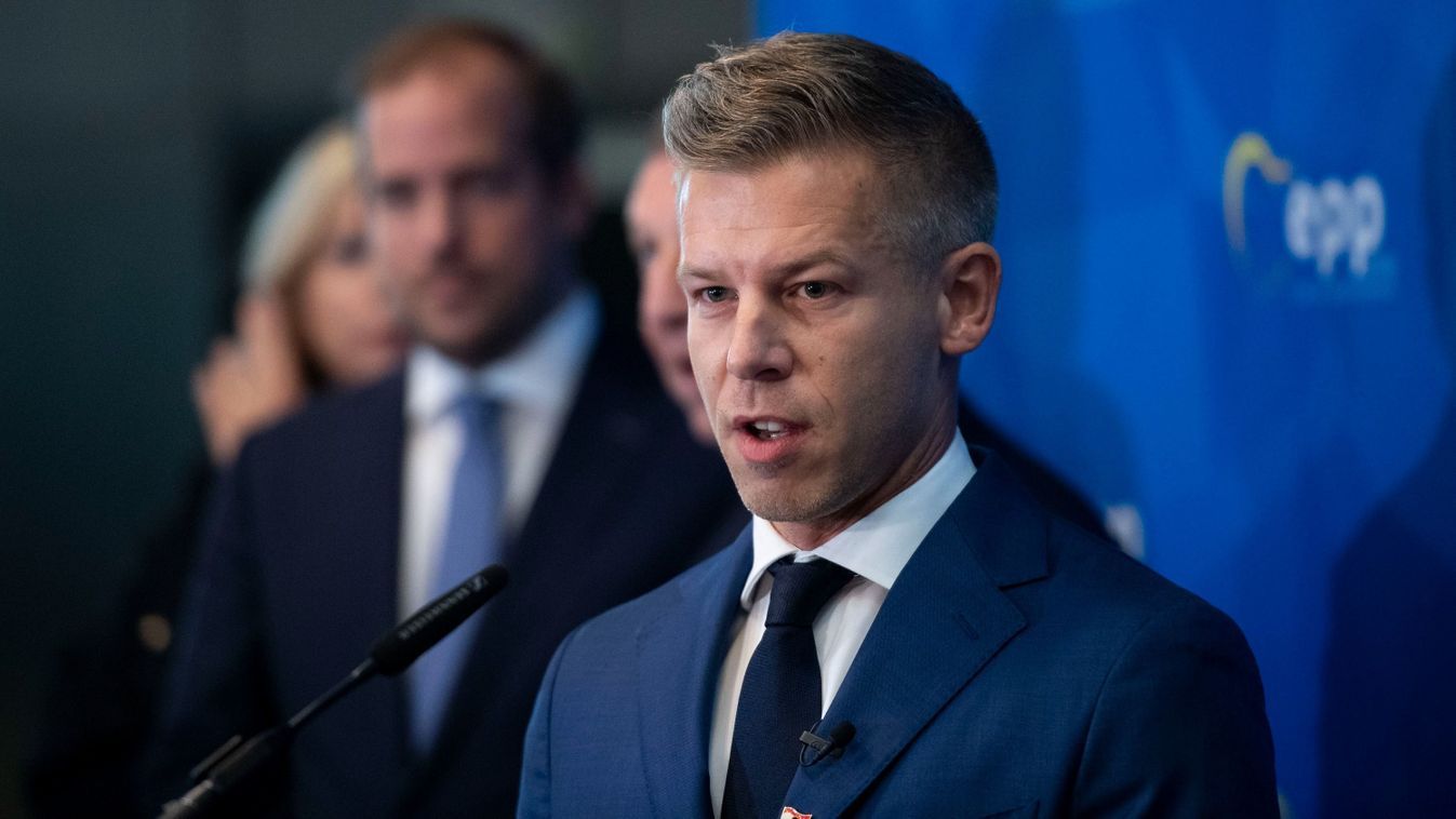 Porhintés lehet Magyar Péter elhatárolódása a Kijevhez füződő szálak tükrében